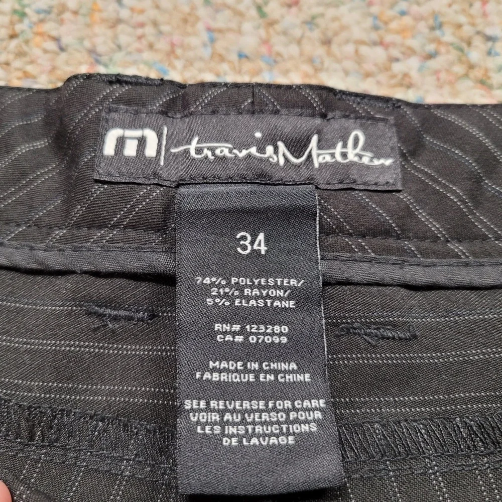 Travis Mathew Pinstripe Golf Shorts‎ Mens 34 Black Performance Stretch Casual
